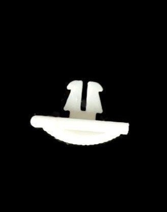 White thumb latch from top